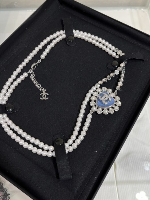 샤넬 CC로고 스카이 블루 하트 긴 진주 목걸이 레플리카 미러급 SA급 S급 고퀄리티 최상급 하이엔드 악세사리 [여성]