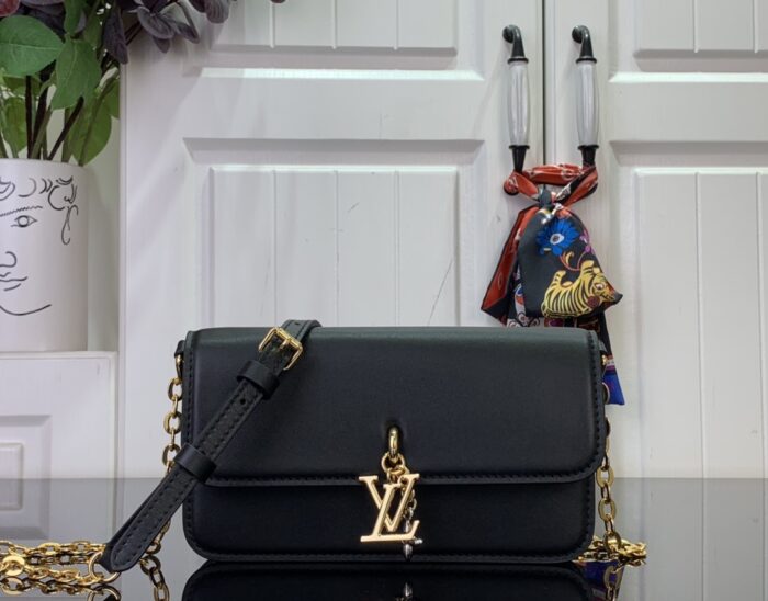 루이비통 월릿 온 체인 LV 블룸 M14564 블랙 레플리카 미러급 SA급 S급 고퀄리티 최상급 하이엔드 숄더백 크로스백 가방 [여성]