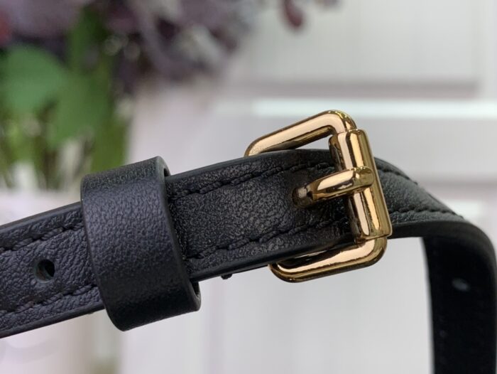 루이비통 월릿 온 체인 LV 블룸 M14564 블랙 레플리카 미러급 SA급 S급 고퀄리티 최상급 하이엔드 숄더백 크로스백 가방 [여성] 7