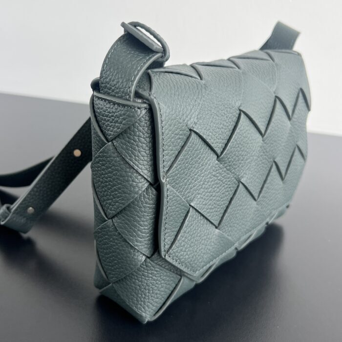 보테가베네타 디아고 795637 회녹색 크로스백 레플리카 미러급 SA급 S급 고퀄리티 최상급 하이엔드 가방 [남성여성공용] 4