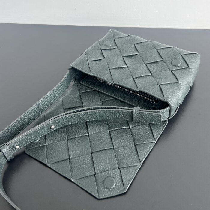 보테가베네타 디아고 795637 회녹색 크로스백 레플리카 미러급 SA급 S급 고퀄리티 최상급 하이엔드 가방 [남성여성공용] 6