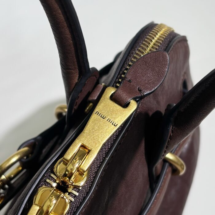 미우미우 아벙츄어 나파 레더 탑 핸들 스몰 백 와인 5BB169  핸드백 레플리카 미러급 SA급 S급 고퀄리티 최상급 하이엔드 가방 [여성] 7