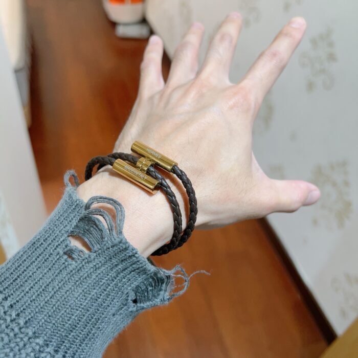 에르메스 남자 브레이슬릿 퍼즐 가죽 끈 매듭 팔찌 브라운 골드 레플리카 미러급 SA급 S급 고퀄리티 최상급 하이엔드 악세사리 [남성]