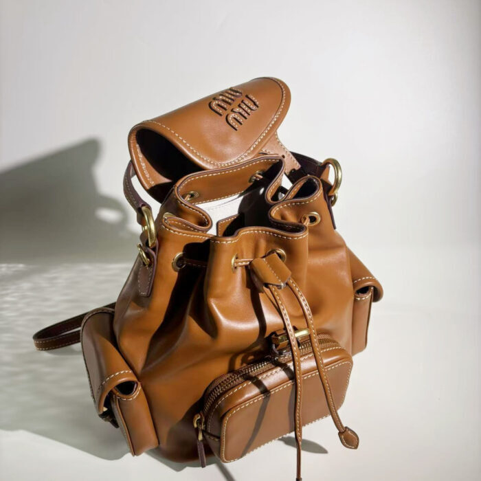 미우미우 레더 백팩 브라운 5BZ043 레플리카 미러급 SA급 S급 고퀄리티 최상급 하이엔드 가방 [여성] 7