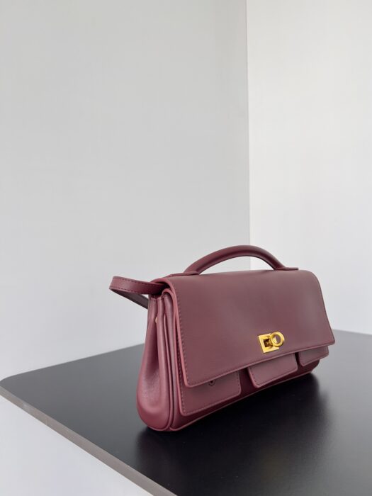 발렌시아가 벨 에어 스몰 클러치백 온 스트랩  (5 color) 레플리카 미러급 SA급 S급 고퀄리티 최상급 하이엔드 크로스백 가방 [여성] 18