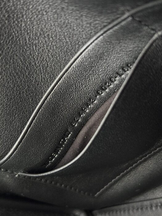 발렌시아가 벨 에어 스몰 클러치백 온 스트랩  (5 color) 레플리카 미러급 SA급 S급 고퀄리티 최상급 하이엔드 크로스백 가방 [여성] 29