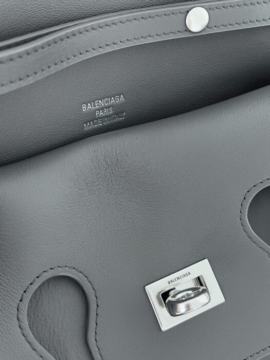 발렌시아가 벨 에어 스몰 클러치백 온 스트랩  (5 color) 레플리카 미러급 SA급 S급 고퀄리티 최상급 하이엔드 크로스백 가방 [여성] 48