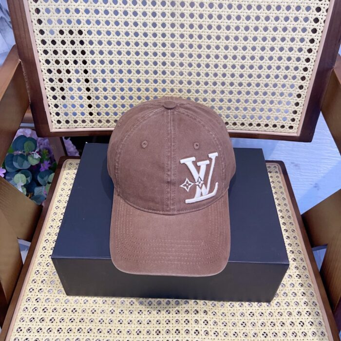 루이비통 흰색 LV 자수 볼캡 모자 브라운 레플리카 미러급 SA급 S급 고퀄리티 최상급 하이엔드 [남성여성공용] 4