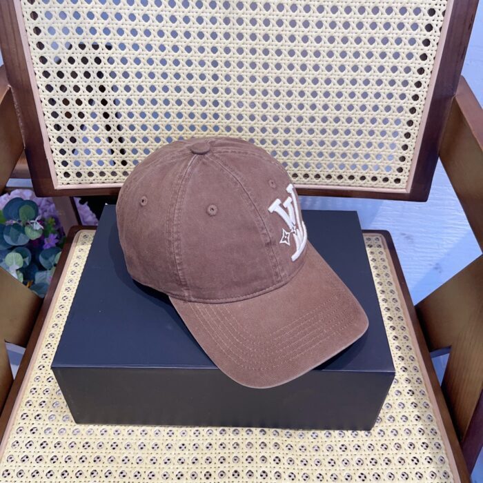 루이비통 흰색 LV 자수 볼캡 모자 브라운 레플리카 미러급 SA급 S급 고퀄리티 최상급 하이엔드 [남성여성공용] 3