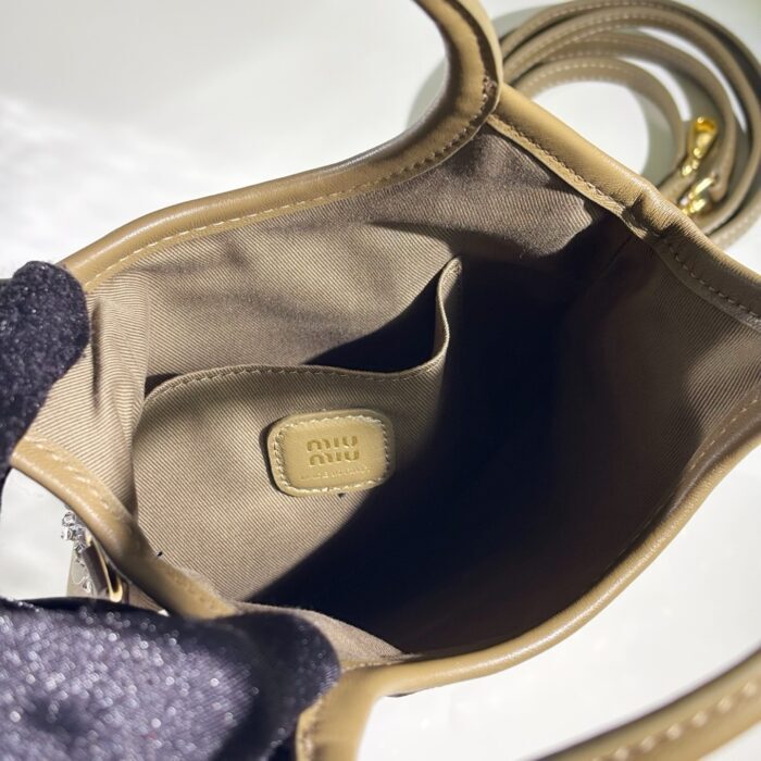 미우미우 자수 개버딘 아이비 백 올리브 그린 5BA281  숄더백 핸드백 레플리카 미러급 SA급 S급 고퀄리티 최상급 하이엔드 가방 [여성] 5