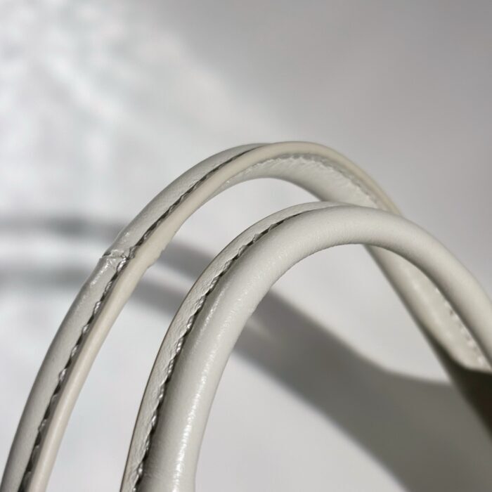 미우미우 자수 개버딘 아이비 백 초크 5BA281 핸드백 숄더백 레플리카 미러급 SA급 S급 고퀄리티 최상급 하이엔드 가방 [여성] 18