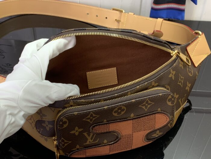 루이비통 러시 범백 M15271 숄더백 레플리카 미러급 SA급 S급 고퀄리티 최상급 하이엔드 가방 [남성여성공용] 3