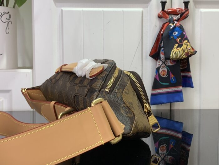 루이비통 러시 범백 M15271 숄더백 레플리카 미러급 SA급 S급 고퀄리티 최상급 하이엔드 가방 [남성여성공용] 5