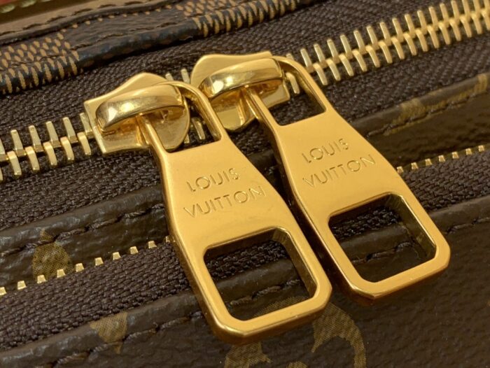 루이비통 러시 범백 M15271 숄더백 레플리카 미러급 SA급 S급 고퀄리티 최상급 하이엔드 가방 [남성여성공용] 6