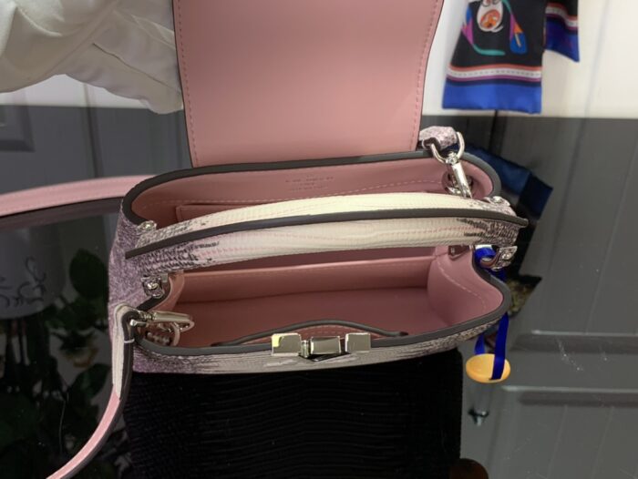 루이비통 카퓌신 미니 N98156 도마뱀 무늬 퍼플 크로스백 핸드백 레플리카 미러급 SA급 S급 고퀄리티 최상급 하이엔드 가방 [여성] 3