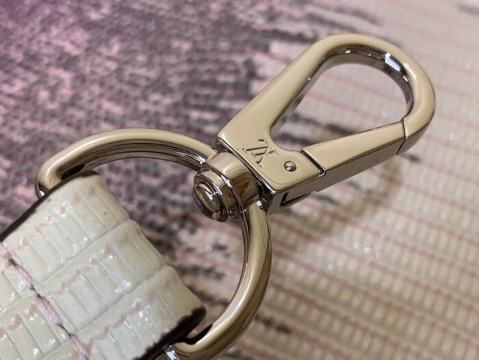 루이비통 카퓌신 미니 N98177 도마뱀 무늬 퍼플 크로스백 핸드백 레플리카 미러급 SA급 S급 고퀄리티 최상급 하이엔드 가방 [여성] 7