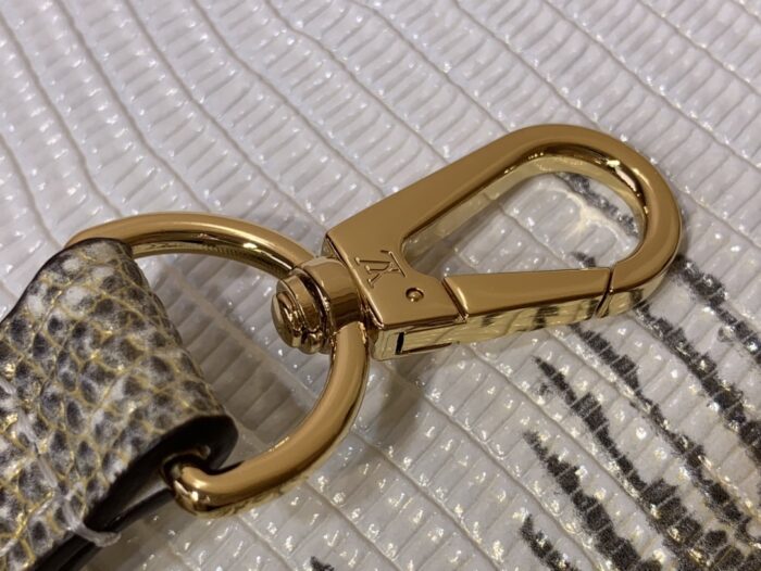 루이비통 카퓌신 미니 N98177 도마뱀 무늬 골드 크로스백 핸드백 레플리카 미러급 SA급 S급 고퀄리티 최상급 하이엔드 가방 [여성] 7