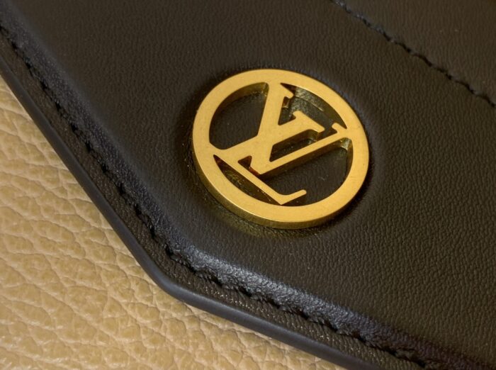 루이비통 LV 바이커 MM 미디엄 다크 베이지 M25557 핸드백 크로스백 레플리카 미러급 SA급 S급 고퀄리티 최상급 하이엔드 가방 [여성] 6