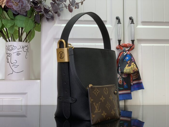 루이비통 로우 키 올 인 BB M25543 블랙 숄더백 크로스백 레플리카 미러급 SA급 S급 고퀄리티 최상급 하이엔드 가방 [여성] 4