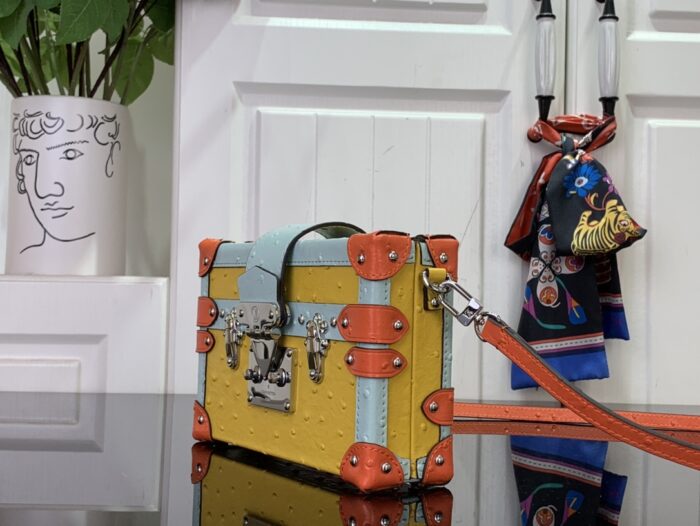 루이비통 쁘띠뜨 말 M40273 옐로우 크로스백 레플리카 미러급 SA급 S급 고퀄리티 최상급 하이엔드 가방 [여성] 4