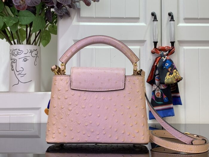 루이비통 카퓌신 미니 타조무늬 M94227 핑크색 레플리카 미러급 SA급 S급 고퀄리티 최상급 하이엔드 가방 [여성]