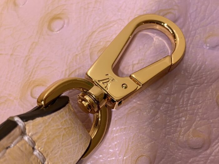 루이비통 카퓌신 미니 타조무늬 M94227 핑크색 레플리카 미러급 SA급 S급 고퀄리티 최상급 하이엔드 가방 [여성] 8