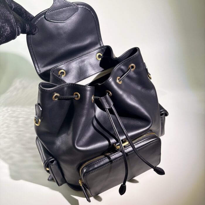 미우미우 레더 백팩 블랙 5BZ042 레플리카 미러급 SA급 S급 고퀄리티 최상급 하이엔드 가방 [여성] 3