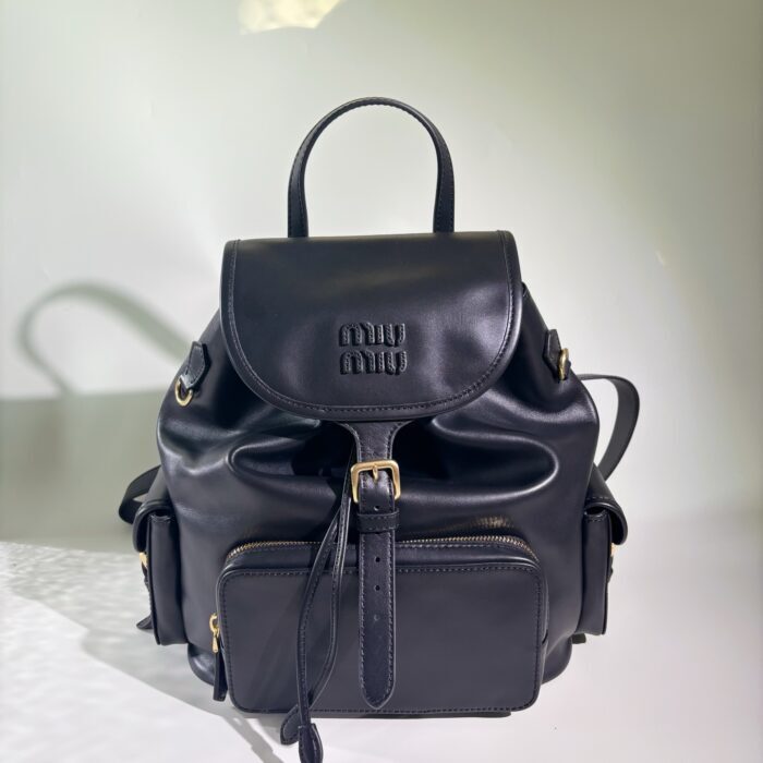 미우미우 레더 백팩 블랙 5BZ042 레플리카 미러급 SA급 S급 고퀄리티 최상급 하이엔드 가방 [여성] 2