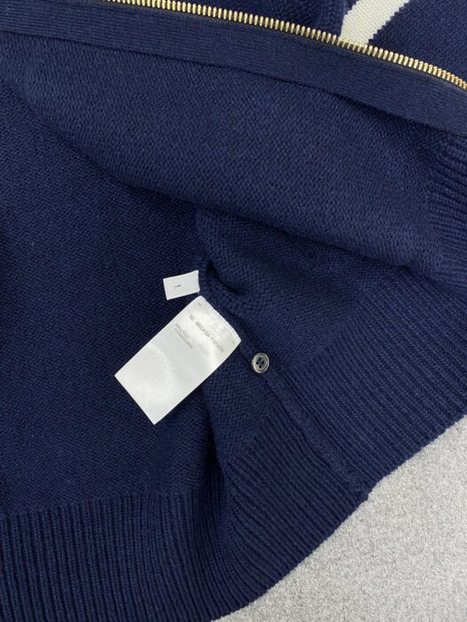 톰브라운 지퍼 후드 자켓 레플리카 미러급 SA급 S급 고퀄리티 하이엔드 최상급 의류 [남성여성공용] 26