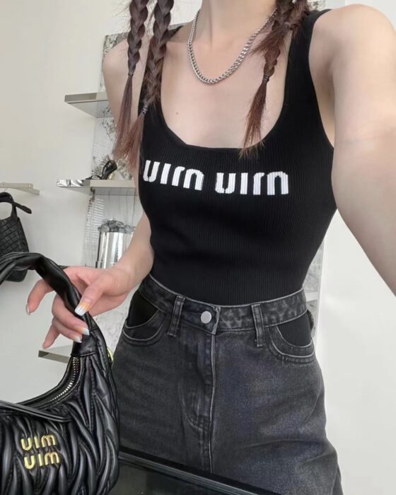 미우미우 니트 탑 레플리카 미러급 SA급 S급 고퀄리티 하이엔드 최상급 의류 [여성] 4