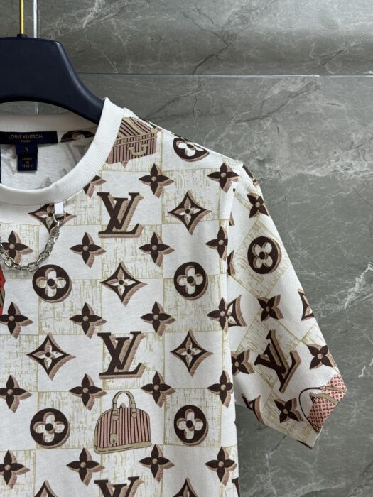 루이비통 모노그램 러기지 티셔츠 레플리카 미러급 SA급 S급 고퀄리티 하이엔드 최상급 의류 [여성] 4