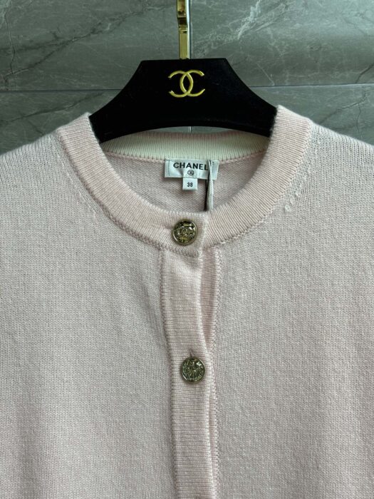 샤넬 버튼 니트 가디건 레플리카 미러급 SA급 S급 고퀄리티 하이엔드 최상급 의류 [여성] 4