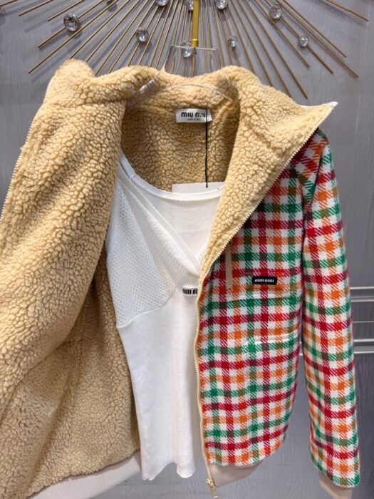 미우미우 플리스 안감 체크 블루종 자켓 레플리카 미러급 SA급 S급 고퀄리티 하이엔드 최상급 의류 [여성] 4