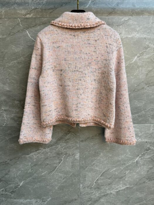 샤넬 핑크 플러시 가디건 레플리카 미러급 SA급 S급 고퀄리티 하이엔드 최상급 의류 [여성] 9