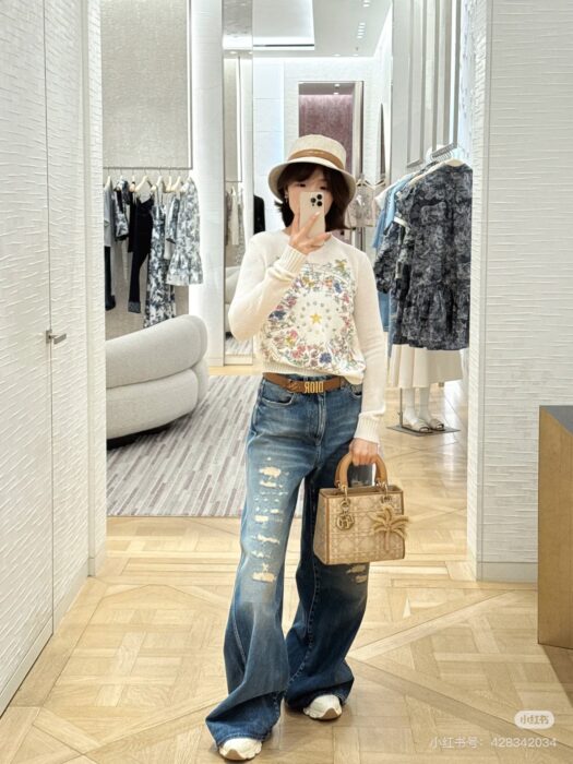 디올 자수 스웨터 레플리카 미러급 SA급 S급 고퀄리티 하이엔드 최상급 의류 [여성] 9