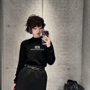 발렌시아가 BB 모노그램 라운드넥 니트 블랙 레플리카 미러급 SA급 S급 고퀄리티 하이엔드 최상급 의류 [남성여성공용]