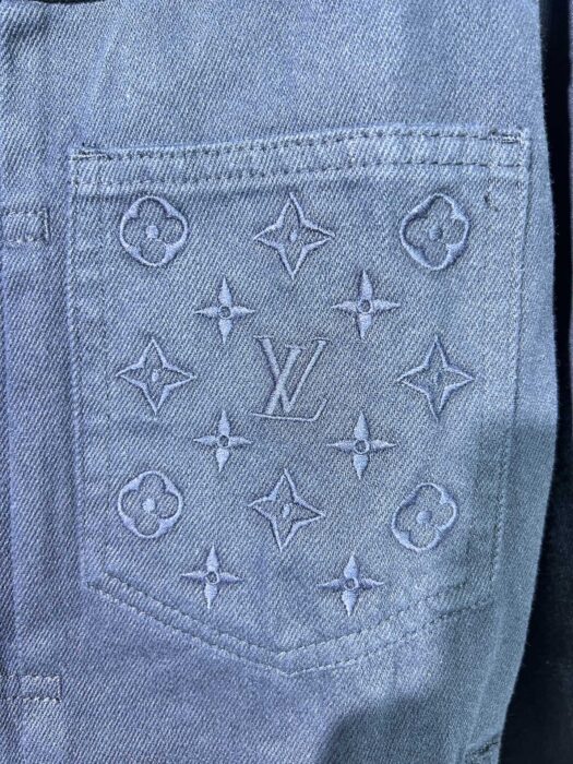 루이비통 포켓 로고 자수 데님 자켓 블루 레플리카 미러급 SA급 S급 고퀄리티 하이엔드 최상급 의류 [남성여성공용] 12