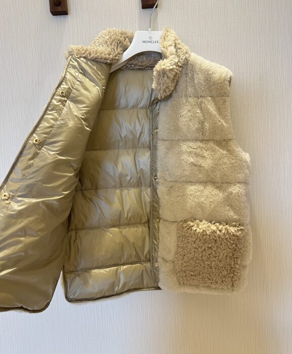 몽클레어 테디 다운 베스트 레플리카 미러급 SA급 S급 고퀄리티 하이엔드 최상급 의류 [여성] 13