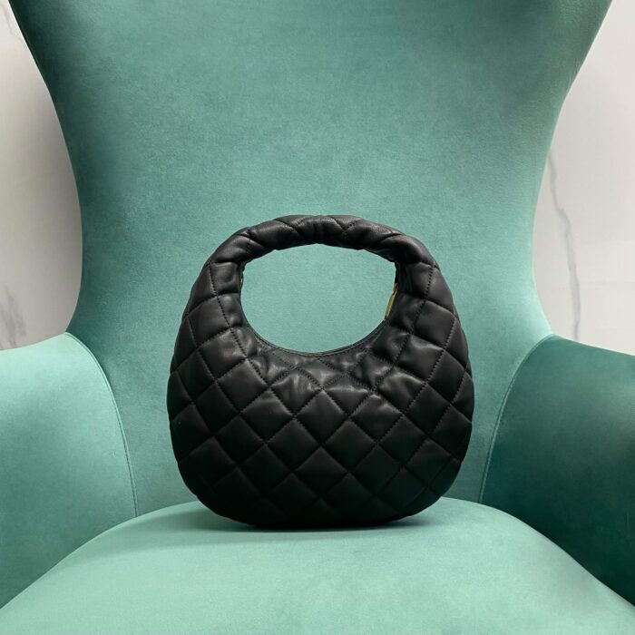 생로랑 퀼팅 스웨이드 소재 ICARINO 851689 블랙 핸드백 레플리카 미러급 SA급 S급 고퀄리티 최상급 하이엔드 가방 [여성] 2