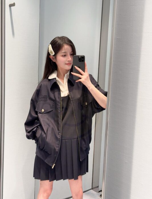 미우미우 로고 자수 골지 니트 재킷 레플리카 미러급 SA급 S급 고퀄리티 하이엔드 최상급 의류 [여성] 5