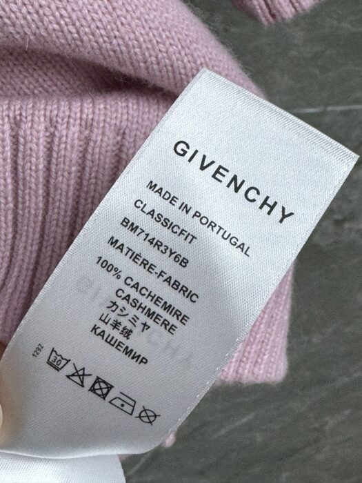 지방시 울 캐시미어 폴로 탑 레플리카 미러급 SA급 S급 고퀄리티 하이엔드 최상급 의류 [여성] 13