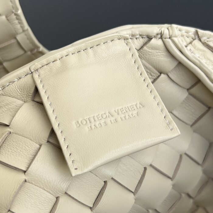 보테가베네타 캄파나 844250 아이보리 토트백 핸드백 레플리카 미러급 SA급 S급 고퀄리티 최상급 하이엔드 가방 [여성] 8
