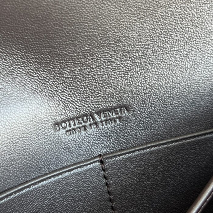 보테가베네타 안디아모 파우치 836940 초콜릿 숄더백 크로스백 레플리카 미러급 SA급 S급 고퀄리티 최상급 하이엔드 가방 [여성] 10