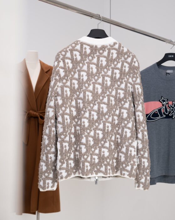 디올 FW25 가디건 레플리카 미러급 SA급 S급 고퀄리티 하이엔드 최상급 의류 [남성여성공용] 9