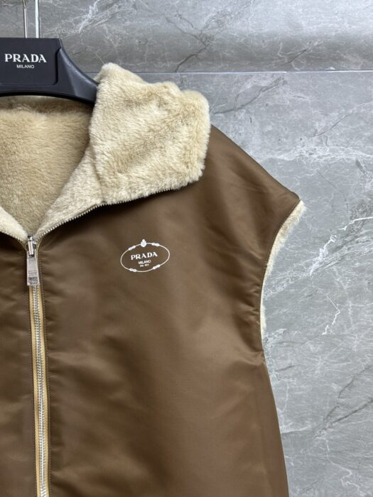 프라다 양면 베스트 레플리카 미러급 SA급 S급 고퀄리티 하이엔드 최상급 의류 [여성] 10