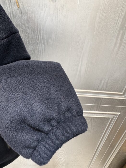 미우미우 플리스 다운 재킷 레플리카 미러급 SA급 S급 고퀄리티 하이엔드 최상급 의류 [여성] 7