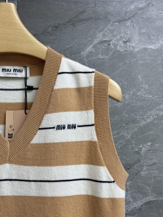 미우미우 니트 베스트 레플리카 미러급 SA급 S급 고퀄리티 하이엔드 최상급 의류 [여성] 5