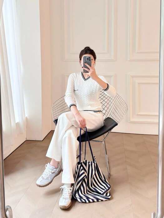 디올 슬림핏 브이넥 니트 레플리카 미러급 SA급 S급 고퀄리티 하이엔드 최상급 의류 [여성] 4