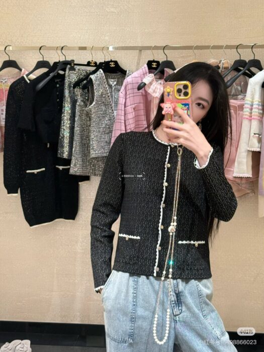 샤넬 화이트 레이스 가디건 레플리카 미러급 SA급 S급 고퀄리티 하이엔드 최상급 의류 [여성] 4