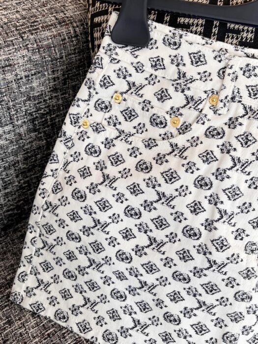 루이비통 블러리 모노그램 미니 스커트 레플리카 미러급 SA급 S급 고퀄리티 하이엔드 최상급 의류 [여성] 10